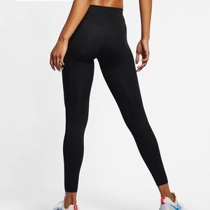 brand new NIKE ONE LUX LEGGINGS